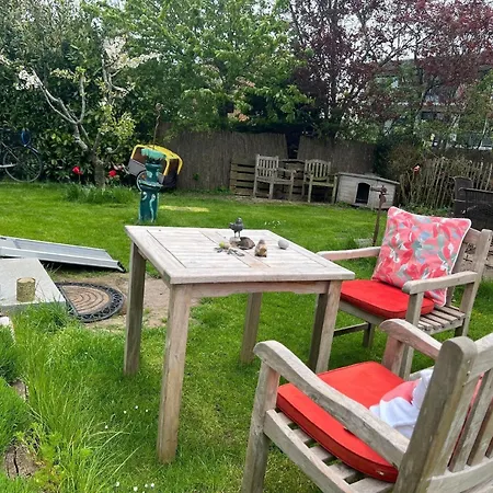 Ostseeoase Schoenhagen, Kompl Umzaeunt Ferienhaus
