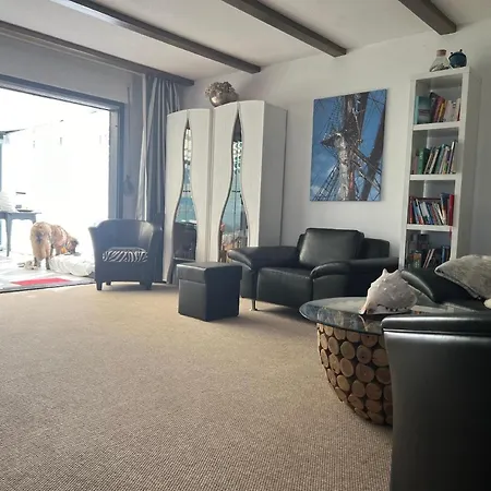 Ostseeoase Schoenhagen, Kompl Umzaeunt Ferienhaus Brodersby-Goltoft